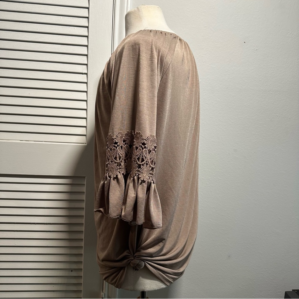 WinWin Ruffle Sleeve Tunic - Picture 3 of 5